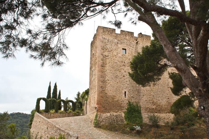 Château, Corbère