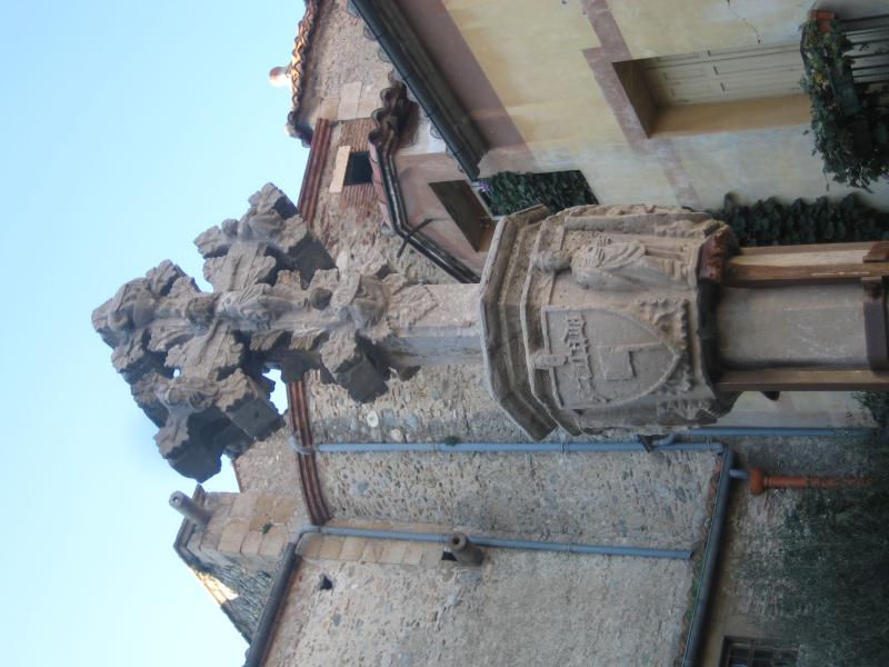 Croix de cimetière en pierre, Ille-sur-Têt