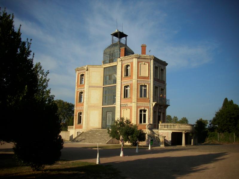 Ancienne maternité Suisse d'Elne, ancien château d'En Bardou, Elne