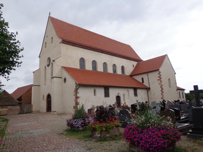 Eglise Saint-Trophime et quatre statues en bois sculptées, Eschau