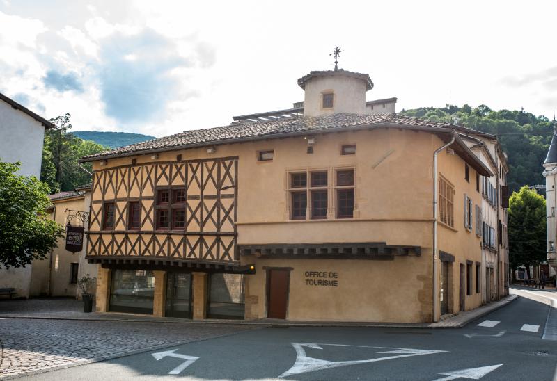 Maison à pans de bois, Beaujeu