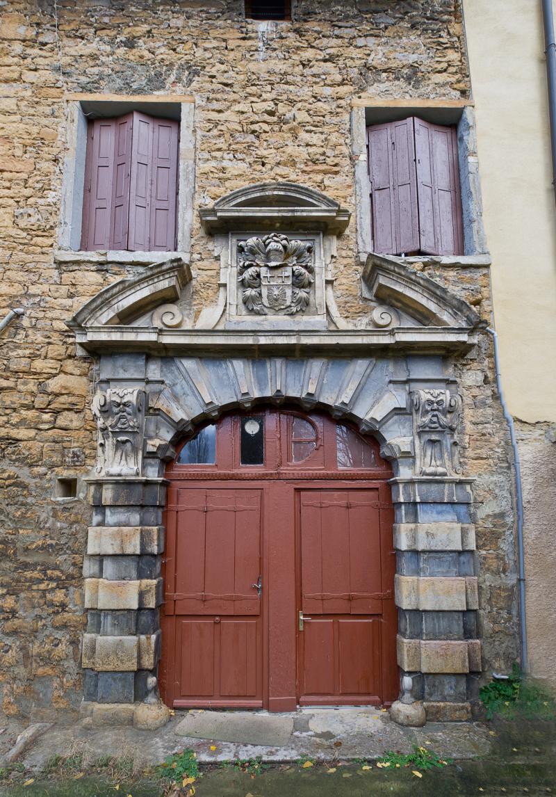 Château du Buisson, Fontaines-Saint-Martin