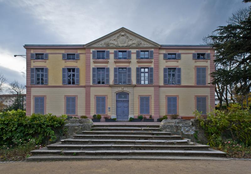 Château (ancien), Grigny