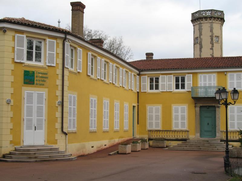 Maison forte, Vourles