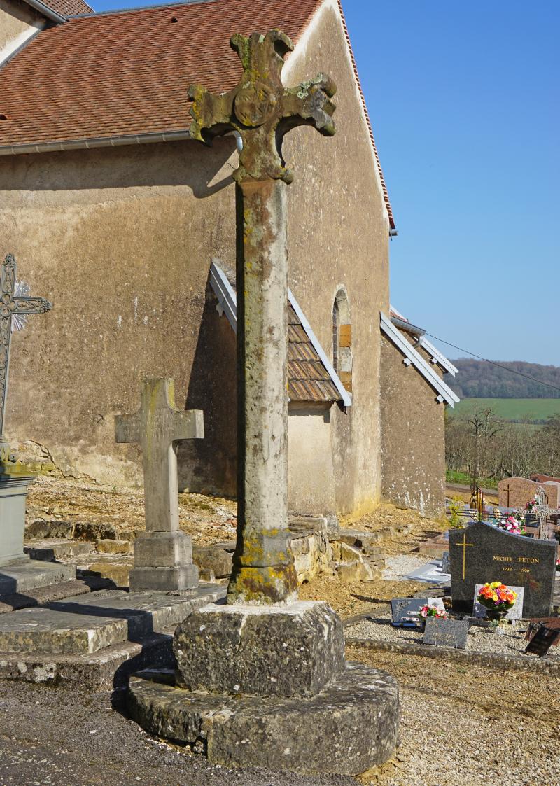 Croix de cimetière, Montjustin-et-Velotte