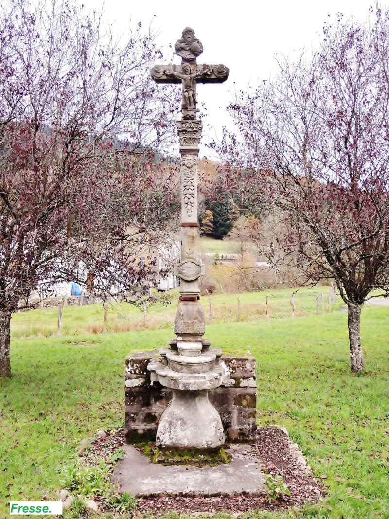 Croix de mission, Fresse