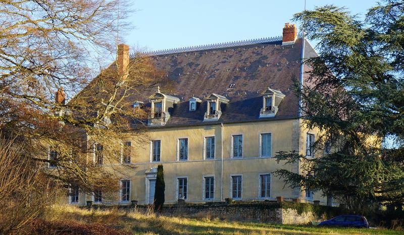 Château, Fallon