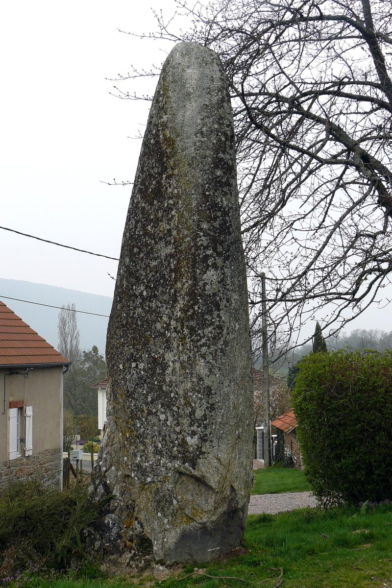 Menhir, Broye