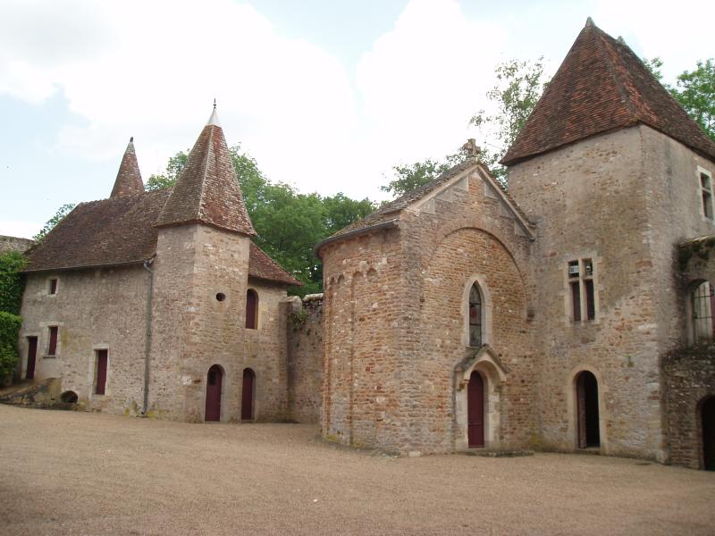 Château, La Chapelle-de-Bragny
