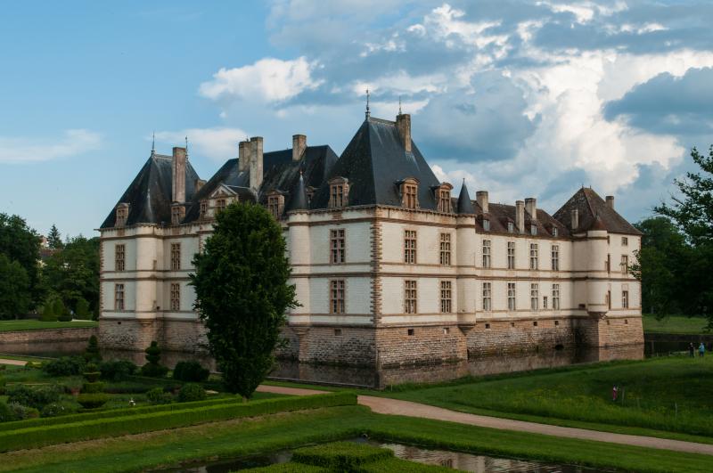 Château, Cormatin