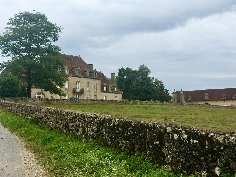 Château de Lavault, Neuvy-Grandchamp