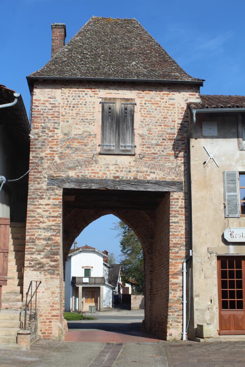 Enceinte fortifiée, Romenay