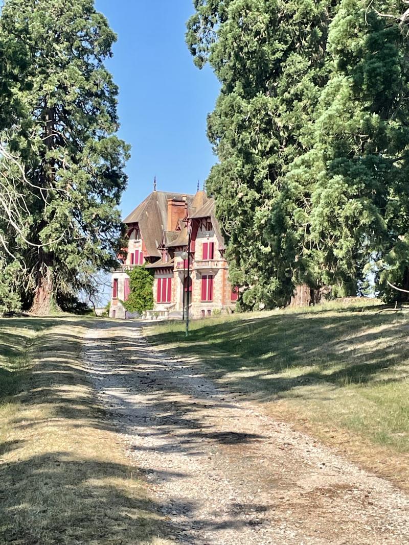 Château de Montrifaud, Issy-l'Évêque