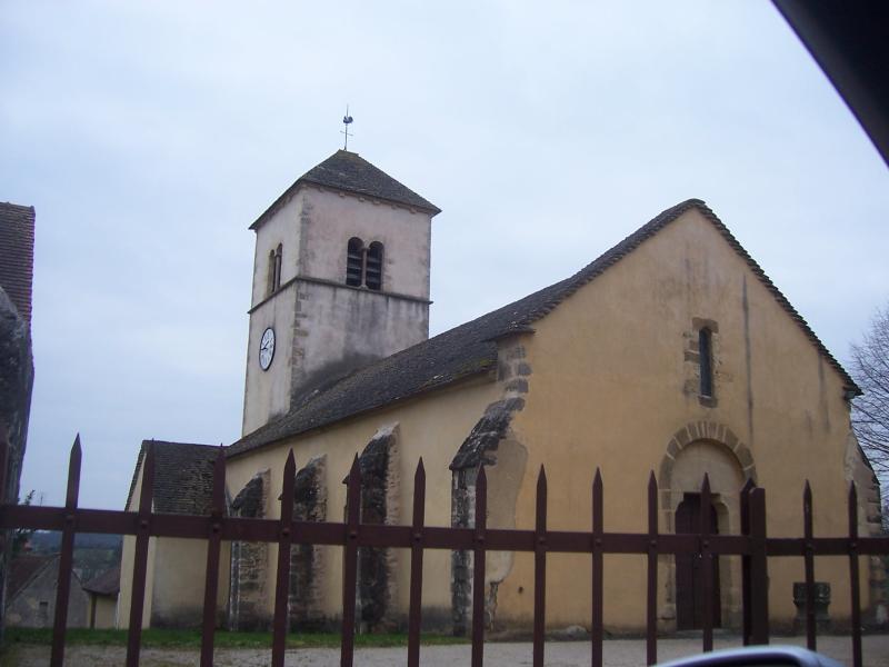 Église Saint-Pierre, Curtil-sous-Burnand