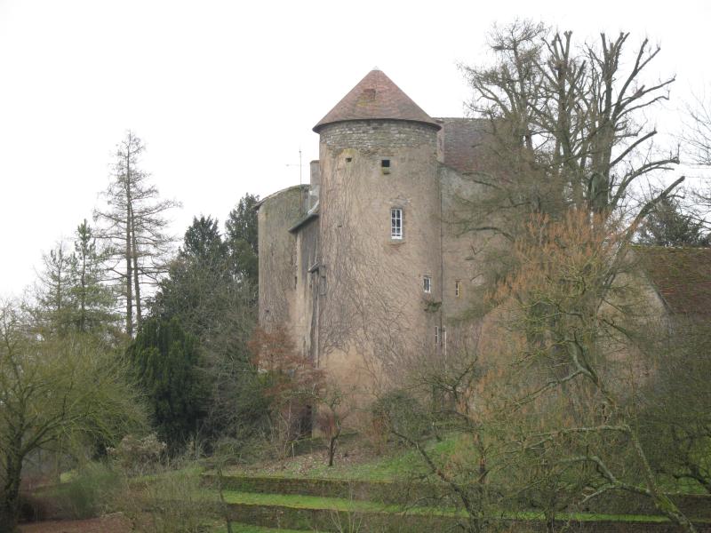 Château de Marcilly, Marcilly-la-Gueurce