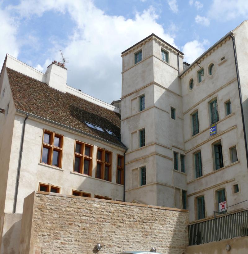 Maison dite " du Bailli " et tour gallo-romaine contiguë, Mâcon