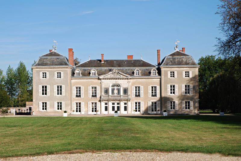 Domaine de Varennes, Charette-Varennes