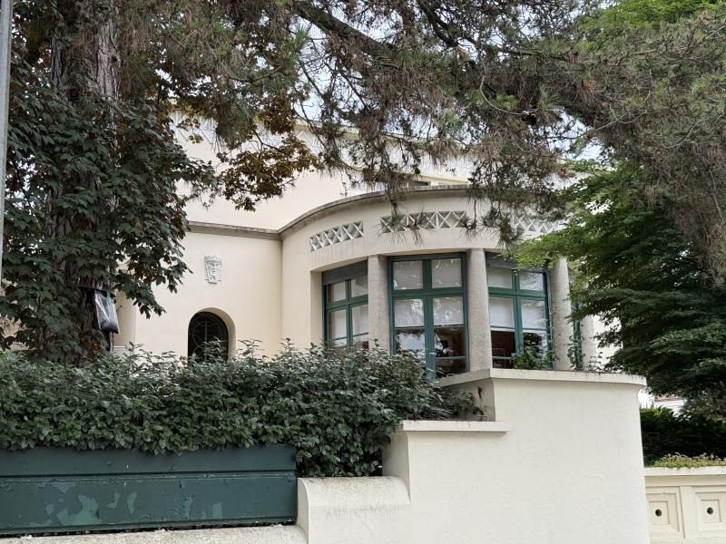 Villa Palacios, Mâcon