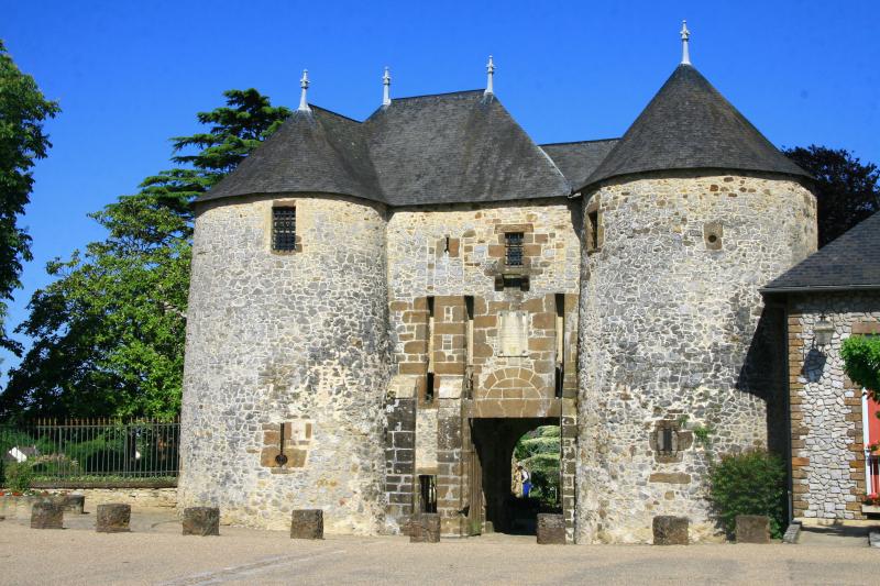 Château (ancien), Fresnay-sur-Sarthe