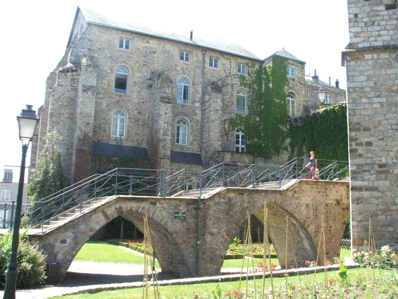 Escalier du Pont-Neuf, Le Mans
