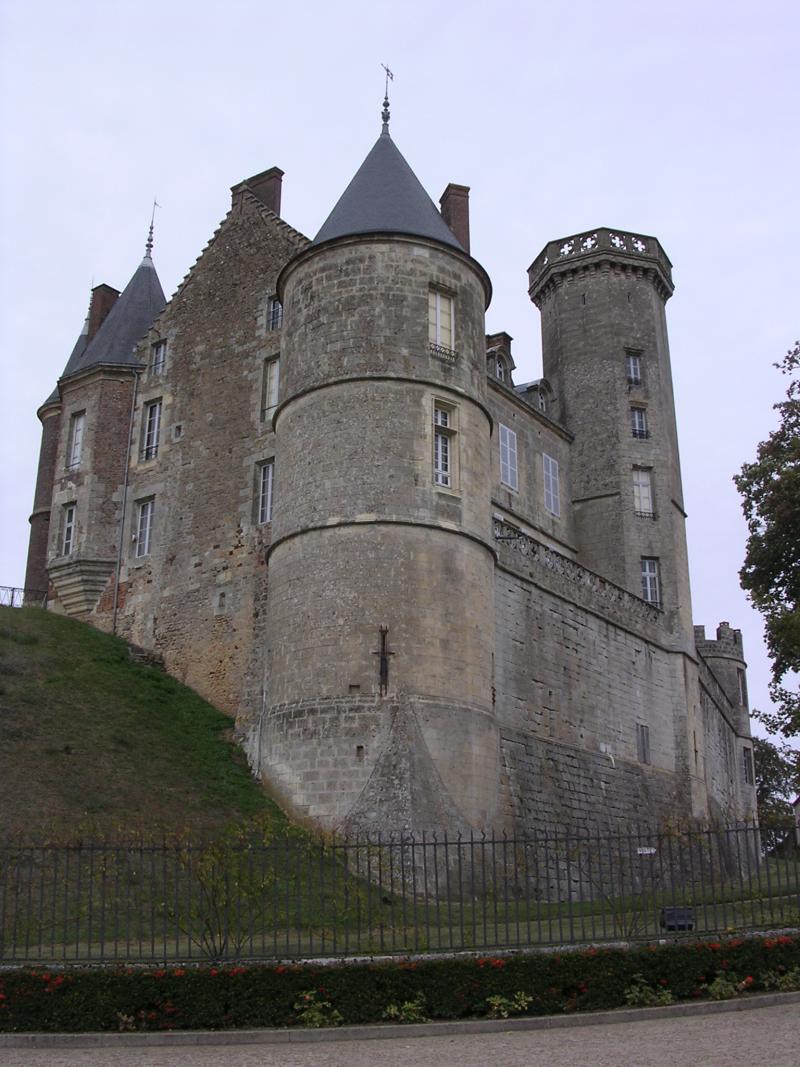 Château, Montmirail