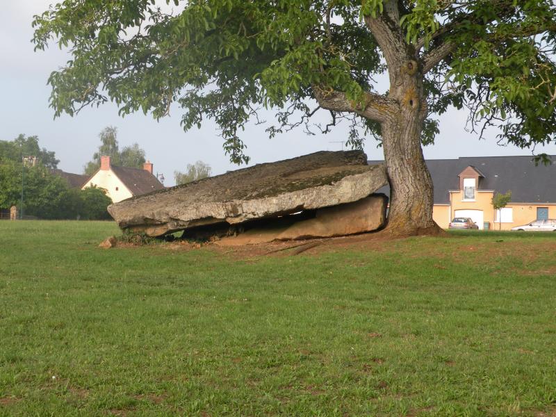 Dolmen, Torcé-en-Vallée