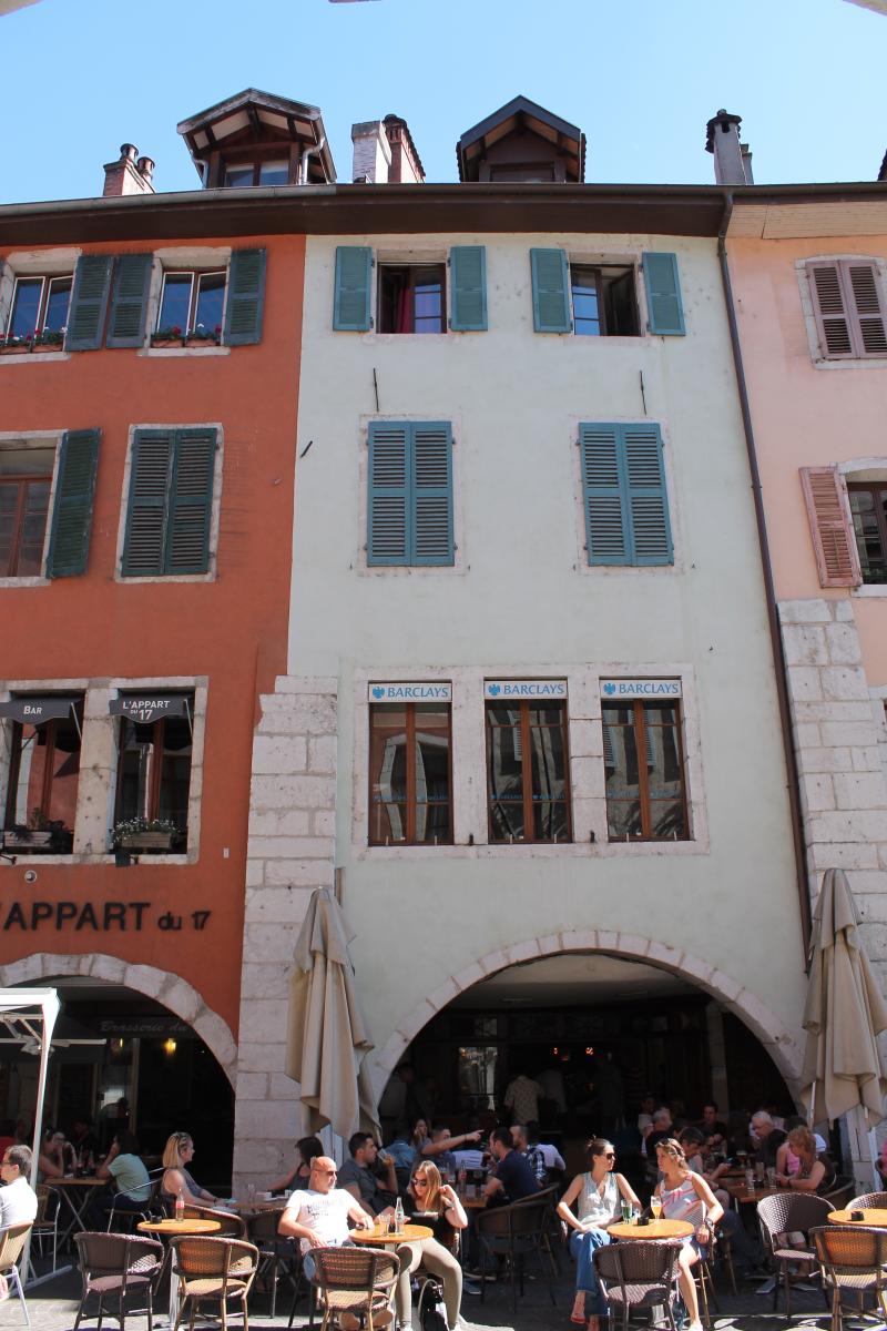Magasin, Annecy