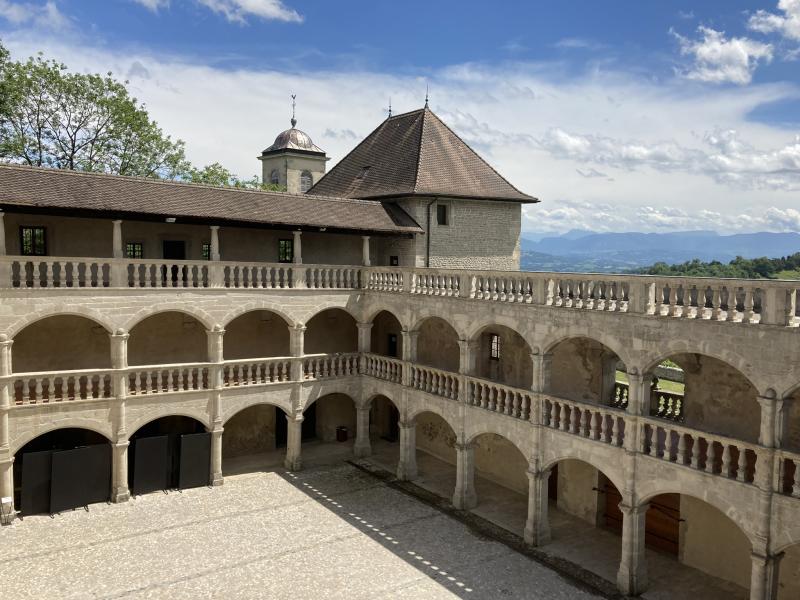 Château, Clermont