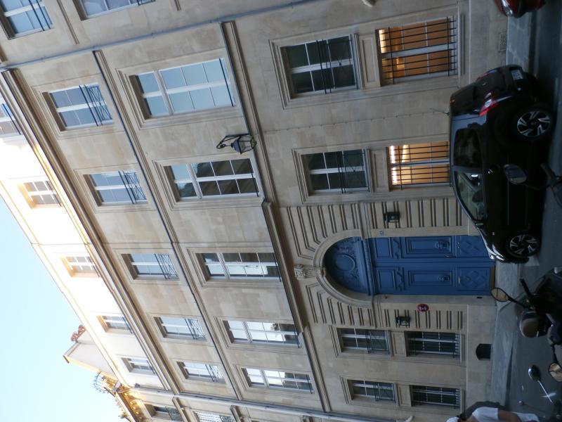 Hôtel de Sénecterre (ancien) , dit aussi de la Ferté Saint-Nectaire, actuellement  école et ministère de l'artisanat et du commerce, Paris 7e