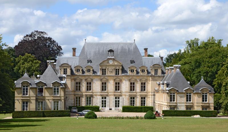Château de la Rivière-Bourdet, Quevillon