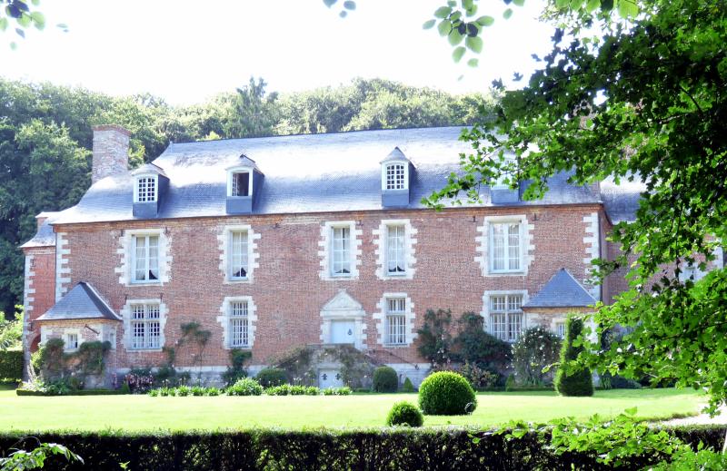 Château dit d'Herbouville, Saint-Pierre-le-Vieux