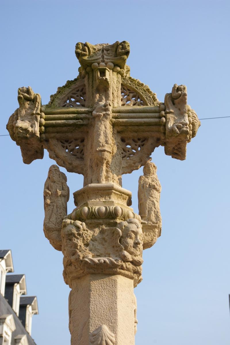 Croix de pierre, Le Tréport