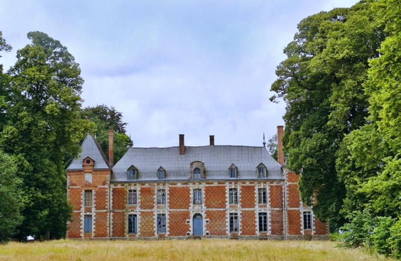 Château de la Petite-Heuze, Les Grandes-Ventes