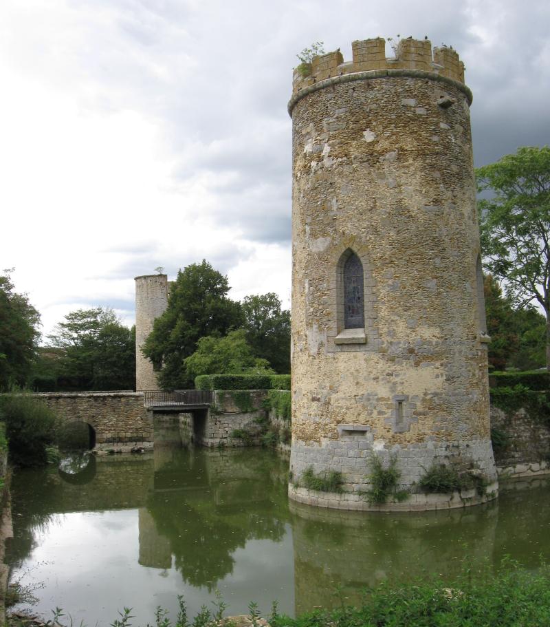 Château (ancien), Châtillon-la-Borde