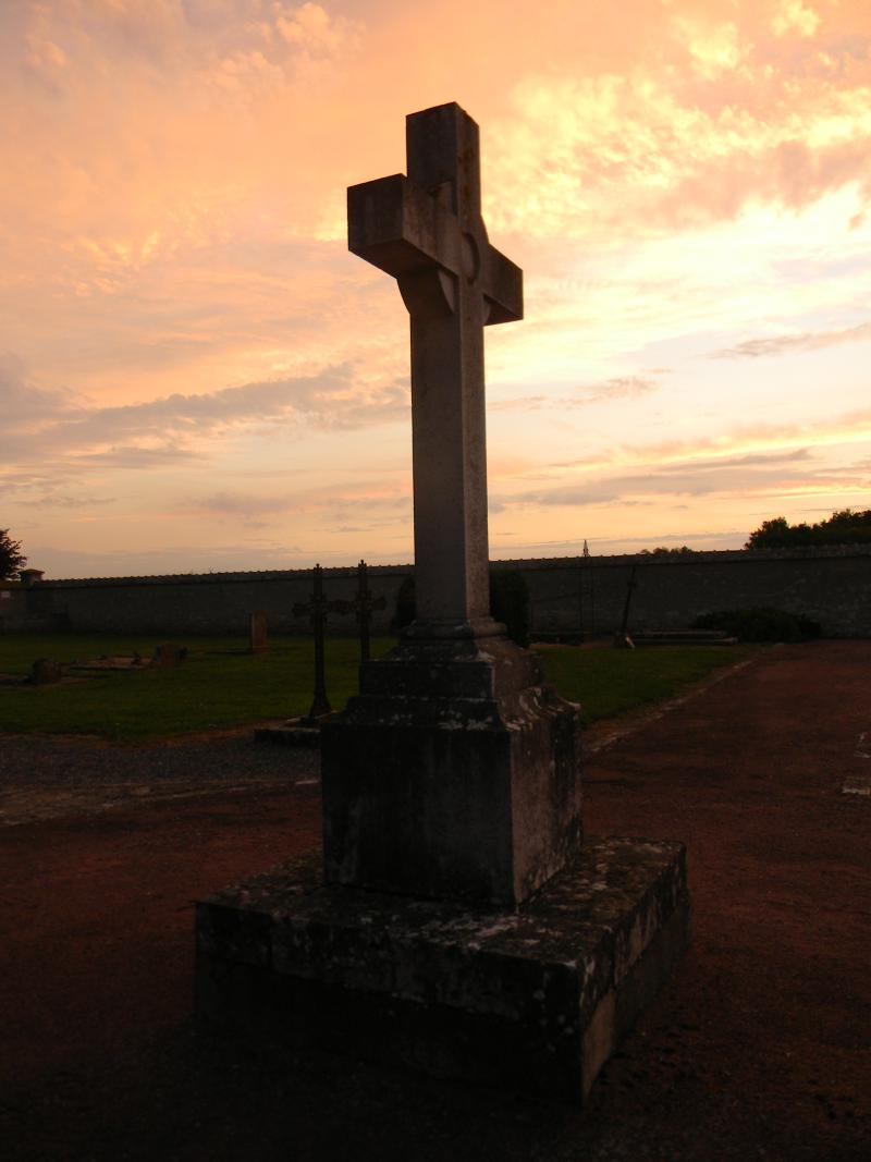 Croix hosannière, La Madeleine-sur-Loing