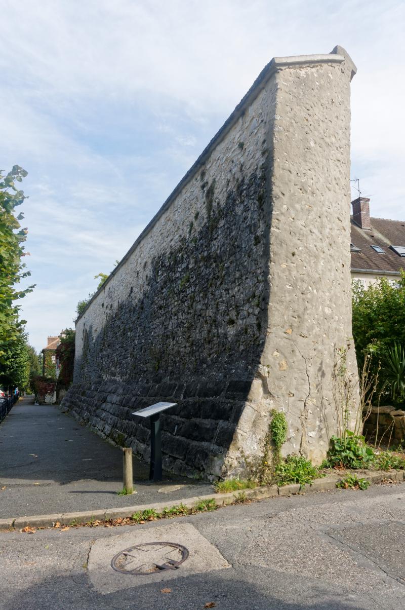Remparts, Moret-Loing-et-Orvanne