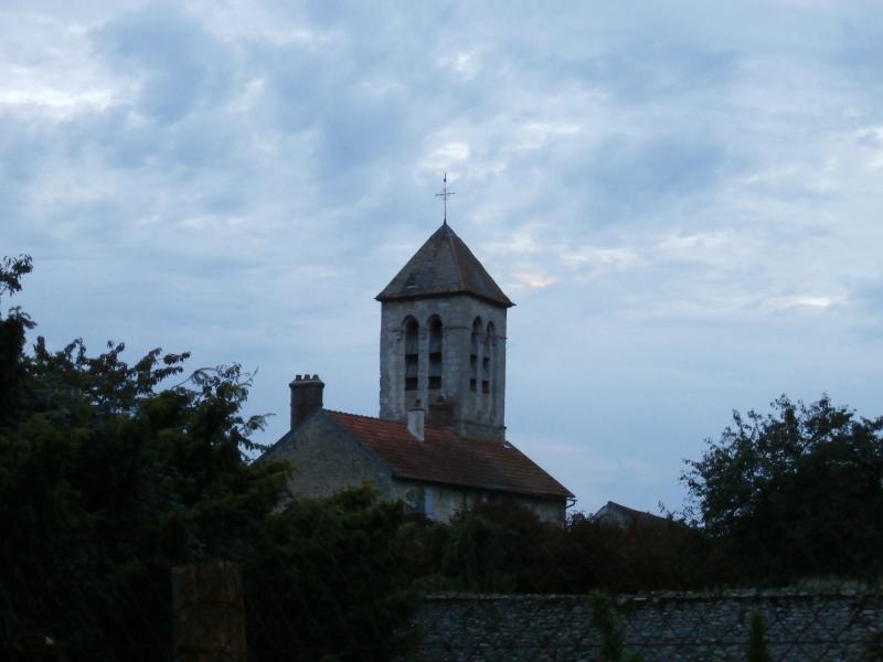Eglise de Lady (ancienne), Mormant