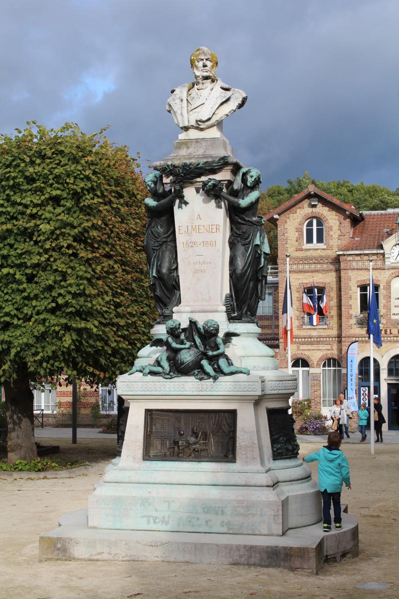 Monument à Emile Menier, Noisiel