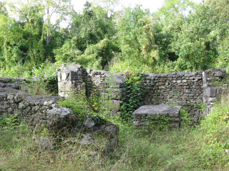 Site de l'ancienne église, Poigny