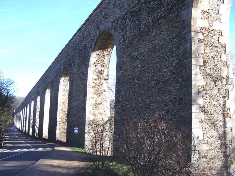 Aqueduc de Buc, Buc