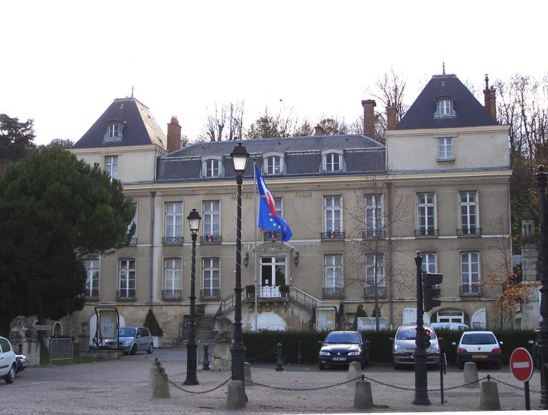 Château des Lions (ancien), Le Port-Marly