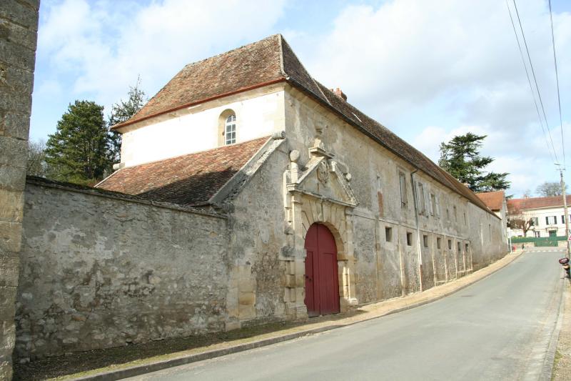 Ancien logis seigneurial, Brueil-en-Vexin