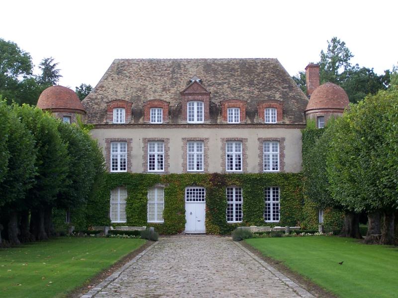 Château, Tilly