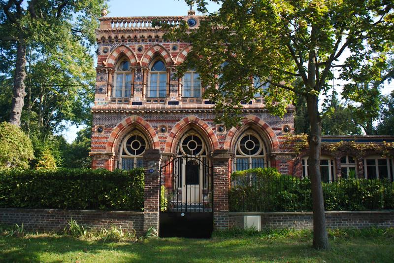 Maison dite " maison Doulton ", Maisons-Laffitte