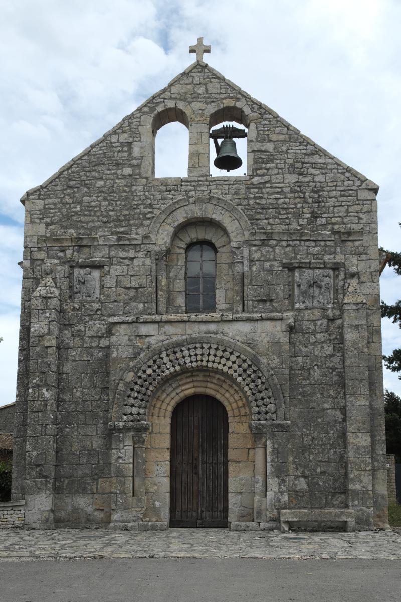 Eglise Saint-Pierre et Saint-Paul, Fontivillié