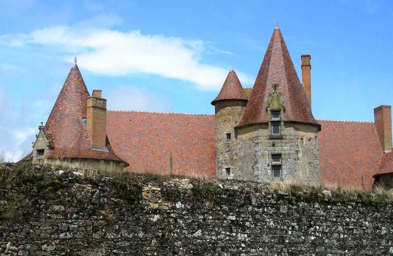 Château, La Chapelle-Bertrand