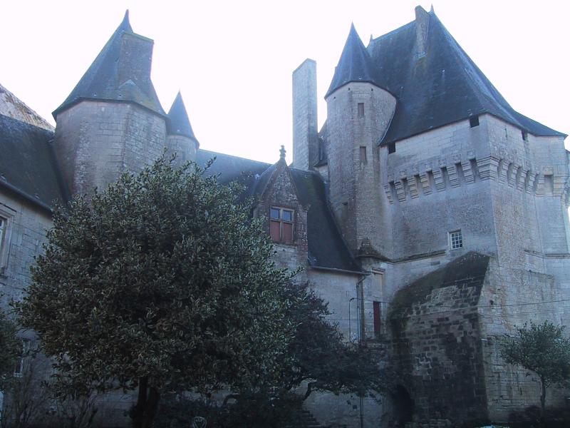 Château, Cherveux
