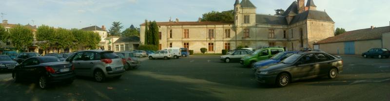 Château, actuellement Hôtel de ville et justice de paix, Coulonges-sur-l'Autize