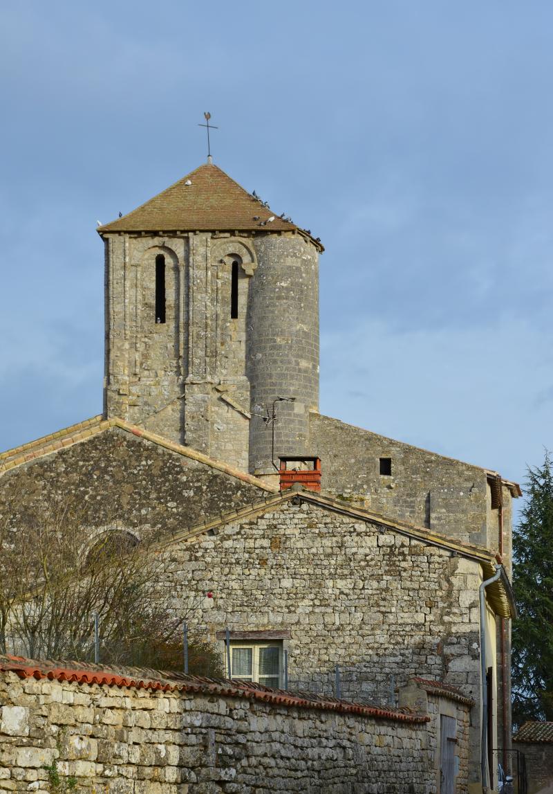 Eglise Saint-Junien de Vaussais, Sauzé-Vaussais