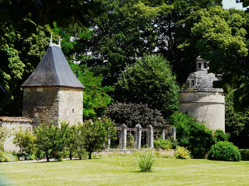 Château de la Forêt, Sainte-Verge